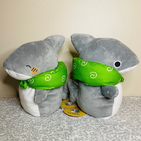 LAST ONE NWT Odekake Kozame Puppet Baby Shark 9” Plush Duo Set - Picture 7 of 8